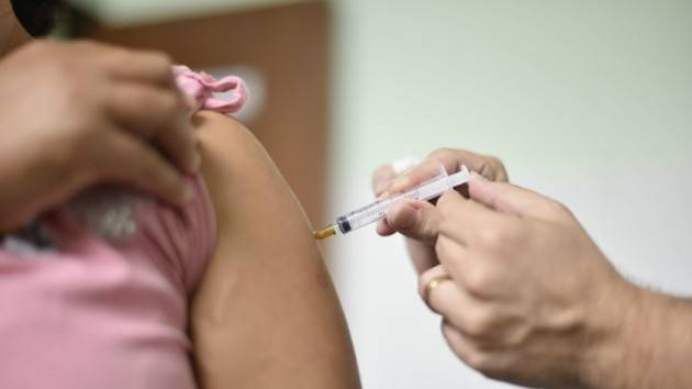 Salute Vaccini: Federconsumatori, urgente dare risposte certe ai cittadini