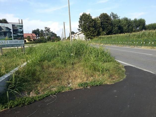 Sono giunte al M5S di Cremona delle segnalazioni riguardo a problematiche dal quartiere Maristella di Maria Lucia Lanfredi ( Consigliere M5S)