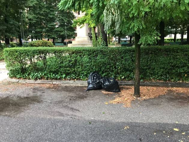 Sciatteria urbana in zona Castello di Maria Lucia Lanfredi (M5S  Cremona)
