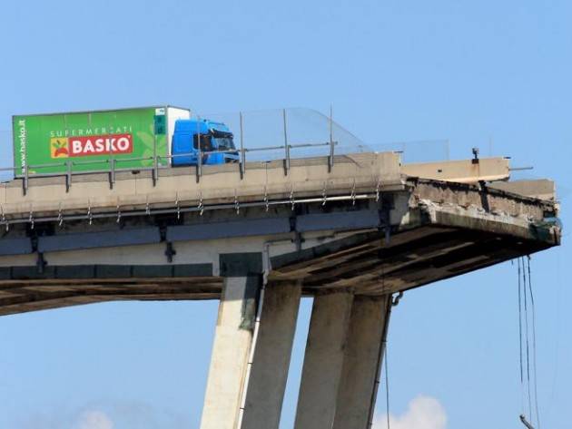 AccaddeOggi 14 agosto 2018 A Genova crolla il ponte Morandi:43 vittime