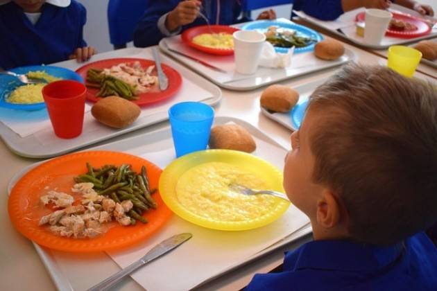 Piacenza: iscrizioni alle mense scolastiche obbligatoria per tutti entro il 30 settembre con il nuovo sistema on line
