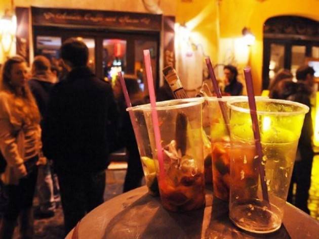 Piacenza: Quartiere Roma e zona stazione, proroga al 24/9 delle limitazioni su alcol e orari 