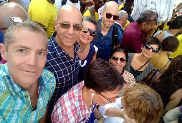  Liberi e Uguali Cremona al presidio  a Milano di protesta contro #Orban e #Salvini