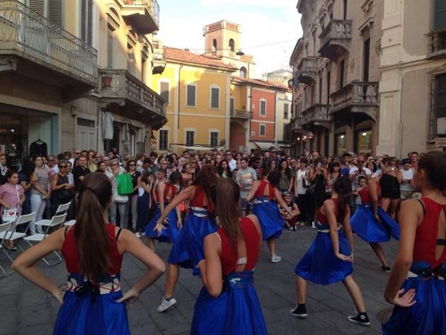  Cremona: sabato scatta l'Effetto Domino in corso Campi e corso Garibaldi