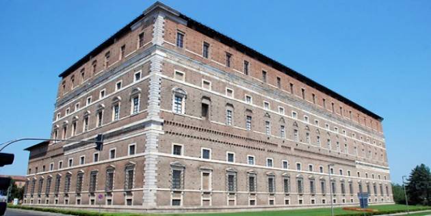 Piacenza: Guida di Palazzo Farnese per un giorno!