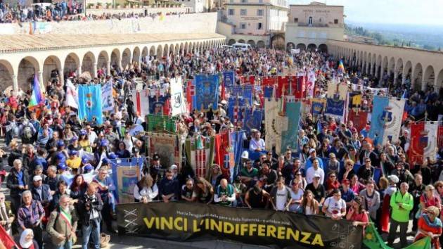 Marcia Pace Perugia-Assisi 100mila manifestanti. Dichiarazioni di Boldrini e Camusso