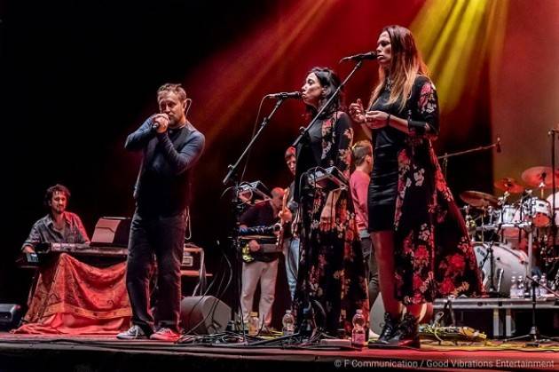 Al Teatro Ponchielli sabato 23 febbraio 2019 'Canto Libero', omaggio alle canzoni di Battisti e Mogol