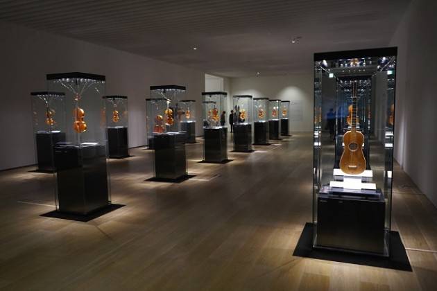 La liuteria di Cremona risplende al Sol Levante