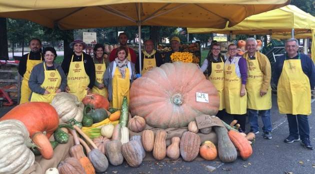 Coldiretti Cremona: domenica in piazza Stradivari grande festa della zucca al Mercato di Campagna Amica