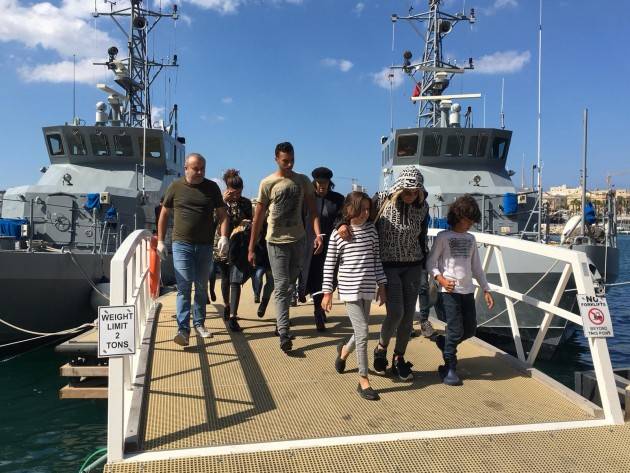Pianeta migranti. Il decreto immigrazione Salvini  toglierà diritti, fermiamolo! DIRITTI, NON PRIVILEGI (Video)