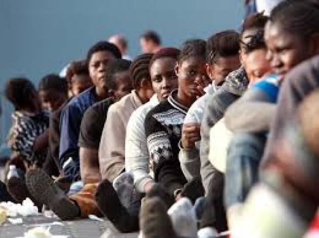 Pianeta migranti. Il decreto immigrazione Salvini  toglierà diritti, fermiamolo! DIRITTI, NON PRIVILEGI (Video)