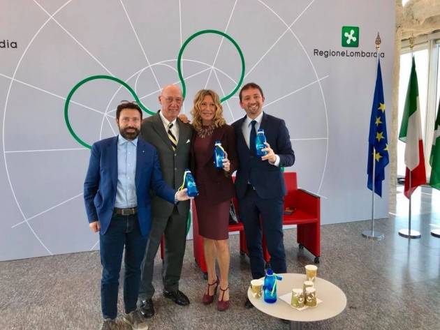 Padania Acque ARRIVA  ACQUABOOK PER GLI STUDENTI DELLA PROVINCIA DI CREMONA E DELLA LOMBARDIA