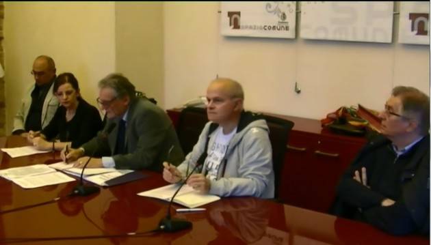 (Video) Crotta d’Adda una comunità ferita : la denuncia  dei comitati e della varie associazioni.