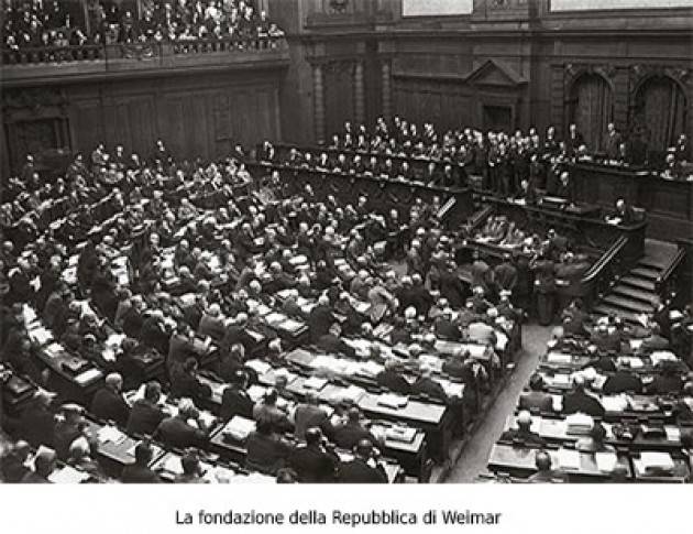 AccaddeOggi   #9novembre   Germania :1918 nasce Repubblica di weimar 