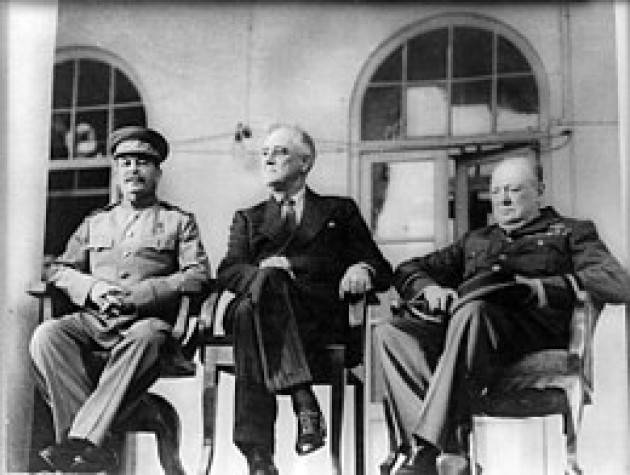 AccaddeOggi    #30novembre 1943: Stalin, Roosevelt e Churchill alla conferenza di Teheran