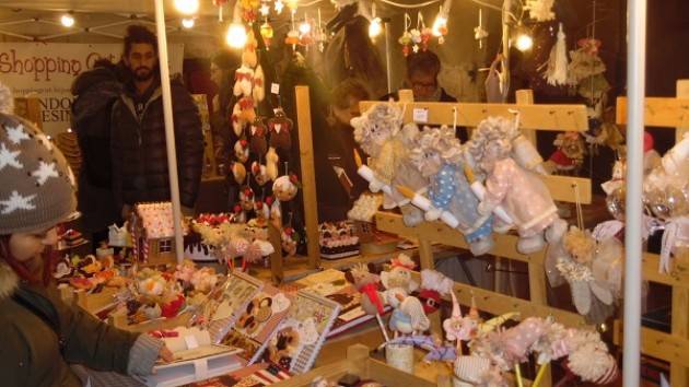 A Pizzighettone  Domenica 2 dicembre  migliaia di visitatori nelle mura per la 10^ edizione di Natale Idee Regalo