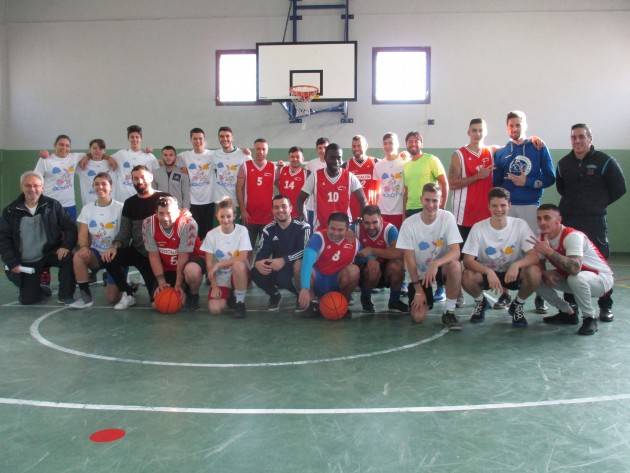 UISP STUDENTI DELL’ITIS di CREMONA IN CARCERE  PER PARTITA DI PALLACANESTRO