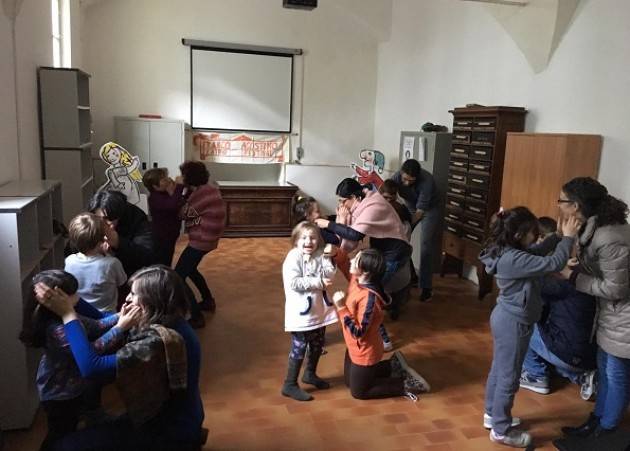 Crema Il tenace soldatino… Favola di Natale  Emozionante la performance del laboratorio coi bambini al Fatf