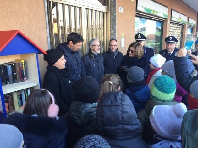 Cremona Tutto va in caciara anche la casetta dei libri al Boschetto