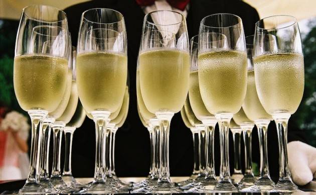 CAPODANNO: COLDIRETTI, MAI COSI’ TANTI BRINDISI CON SPUMANTE ITALIANO