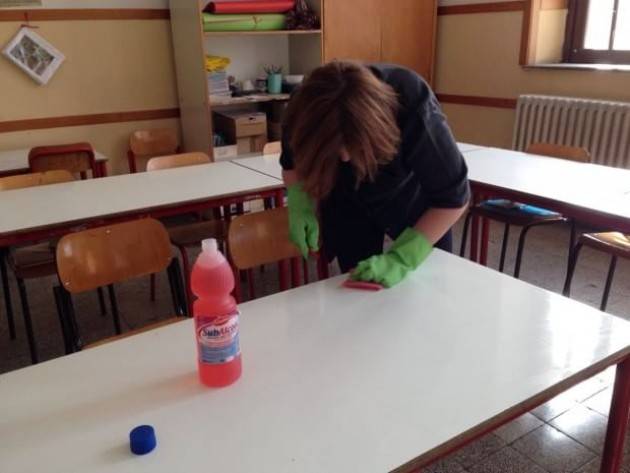 Pulizie nelle scuole: sindacati, gravi i giudizi di Anip Confindustria