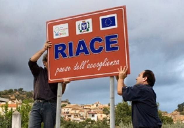 FIRMA  NOBEL PER LA PACE A RIACE entro il 30 gennaio