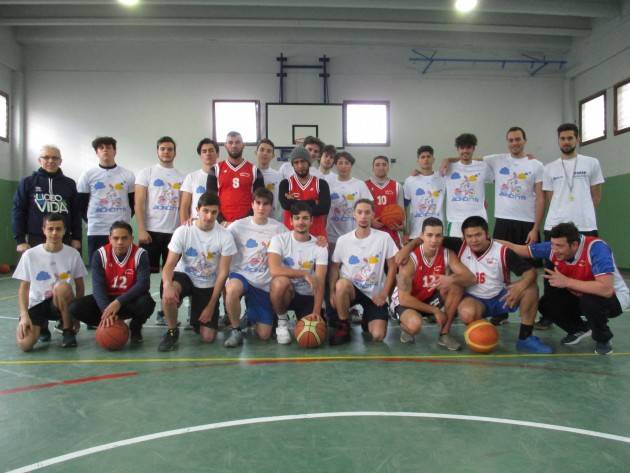 UISP STUDENTI del Liceo VIDA in CARCERE per una partita di pallacanestro