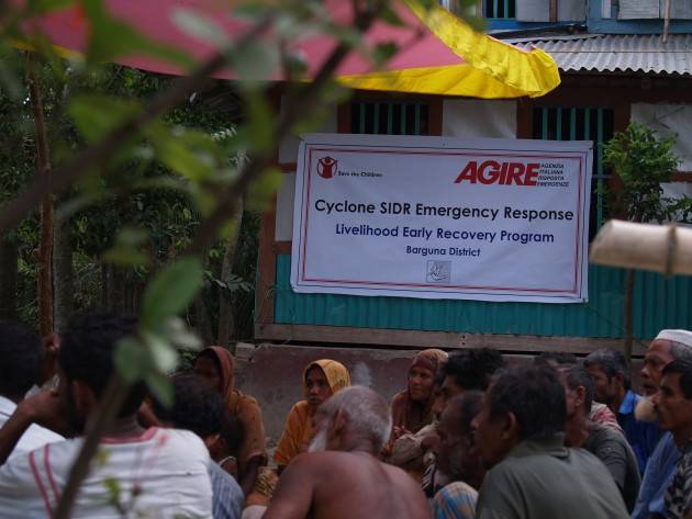 Pianeta Migranti. ‘Aiutiamoli a casa loro’ ma si colpisce le ong che lo fanno.