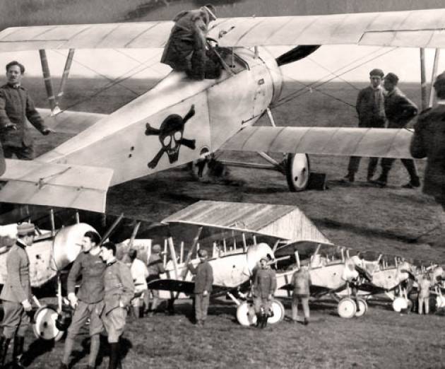 Al via a Trieste una mostra fotografica dedicata alle origini dell'Aviazione da Caccia italiana di Christian Flammia