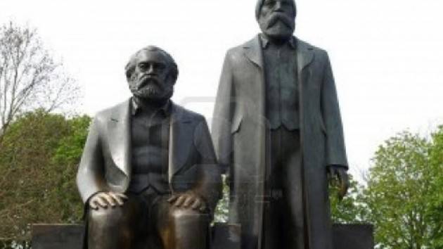 AccaddeOggi 5  febbraio 1848 – Karl Marx e Friedrich Engels vengono processati per attività sovversiva: verranno assolti.