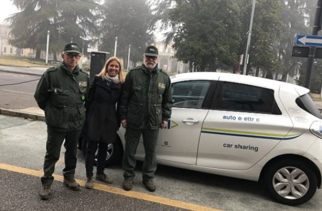 Cremona: un’auto elettrica per gli spostamenti di servizio delle Guardie Ecologiche Volontarie