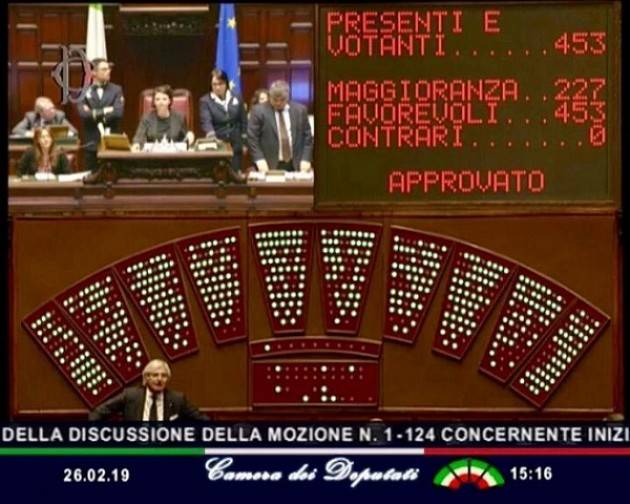 Pesticidi, dal Parlamento un primo passo verso un'agricoltura sostenibile