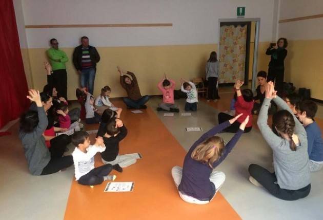 Piccoli movimenti lenti alla scuola infanzia Martiri della Libertà