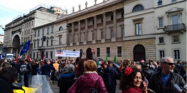 Dalla piazza al Parlamento