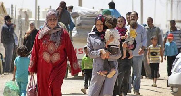 Amnesty : MAI PIÙ INASCOLTATE: LE DONNE DEVONO DARE FORMA AL FUTURO DELLA SIRIA!