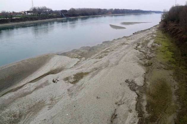 SICCITA’: COLDIRETTI, INVERNO CON -50% PIOGGIA AL NORD, E’ ALLARME