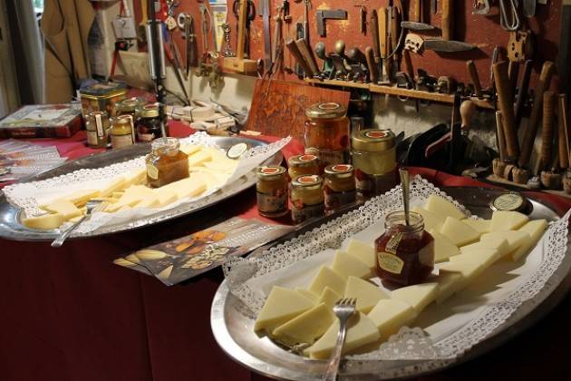 Degustando in bottega, il successo della contaminazione