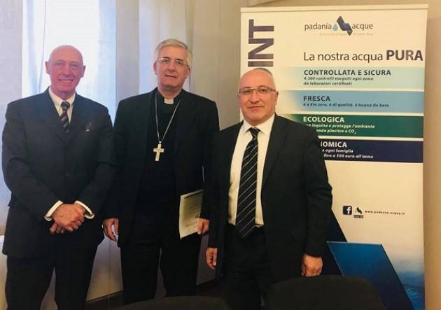 Padania Acque S.p.A.: il Vescovo Antonio Napolioni in visita ufficiale presso la sede di via del Macello