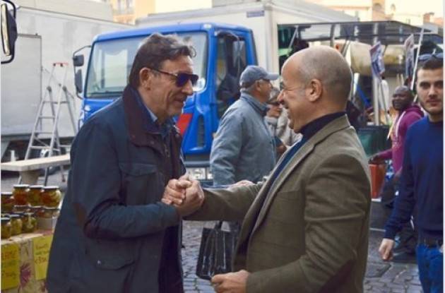 Casalmaggiore la campagna di Fabrizio Vappina è partita dal gazebo di p.zza Garibaldi