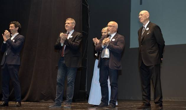 Cremona Padania Acque : martedì 26 marzo  al Ponchielli è andata in scena la ‘Festa dell’Acqua Pura’