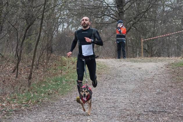 Campionato CANICROSS UISP: vince il cremonese Carmelo Fraglica
