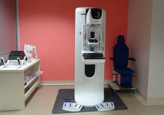 ASST ALL’OSPEDALE DI CREMONA C’E’ UN NUOVO MAMMOGRAFO