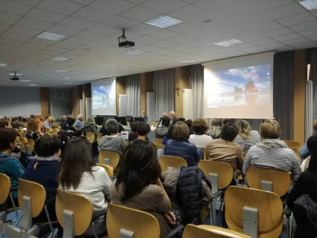 (Video) Ass.25 aprile Cremona  Conoscere Costituzione ‘L’Italia ripudia la guerra ‘ Relatore Mario Losano