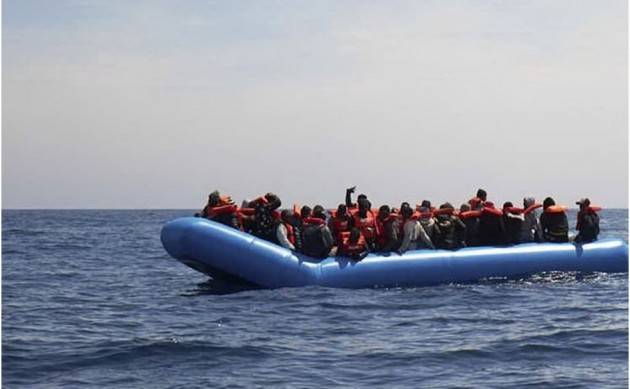 Pianeta Migranti. Digiuno di solidarietà davanti a Montecitorio.