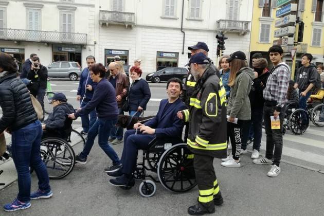 Venerdì 10 maggio “Cremona senza ostacoli - giro in città in carrozzina”