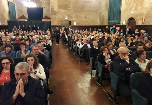 Galimberti sindaco di Cremona Entusiastico appoggio di Pisapia e Gentiloni (video G.C. Storti)