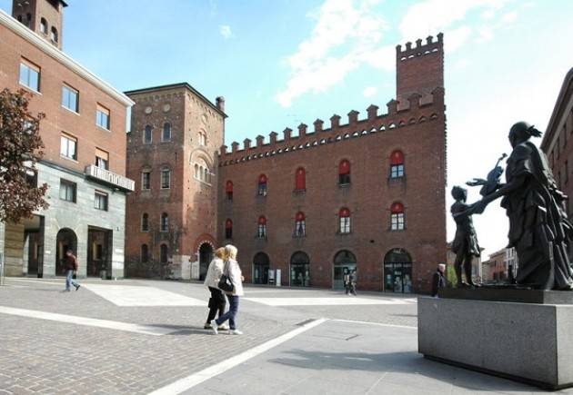 Apre in Piazza Stradivari la nuova sede del Codacons Cremona