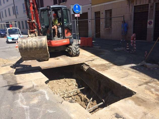 Cremona, Padania Acque : Lavori di allaccio alla fognatura in via Stenico e via Diritta