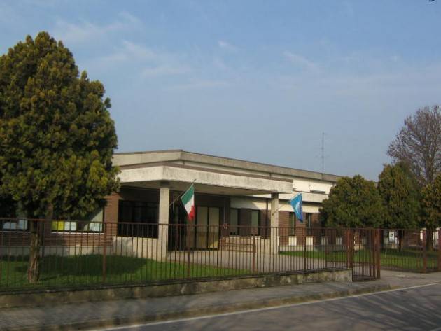 Trescore Cremasco. Amianto nella scuola: bene ha fatto la dirigente ha chiudere la sede dal 7 di giugno