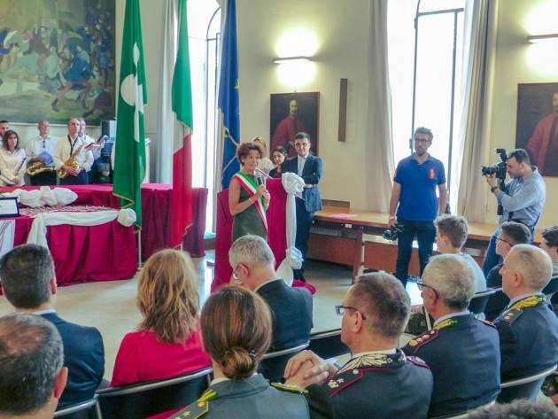 Crema Intervento del sindaco Bonaldi alla cerimonia di conferimento benemerenze ai 51 studenti delle medie ‘Vailati’